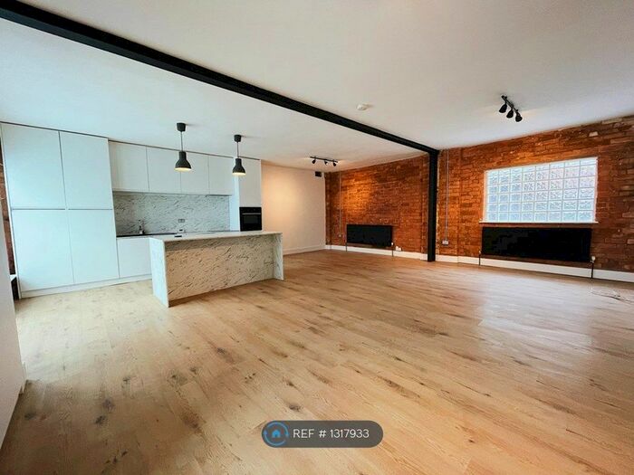 2 Bedroom Flat To Rent In Haydn Court, Nottingham, NG5