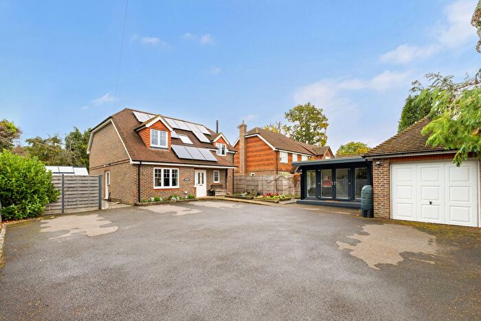 4 Bedroom Detached House For Sale In Bircholt Road, Liphook, GU30