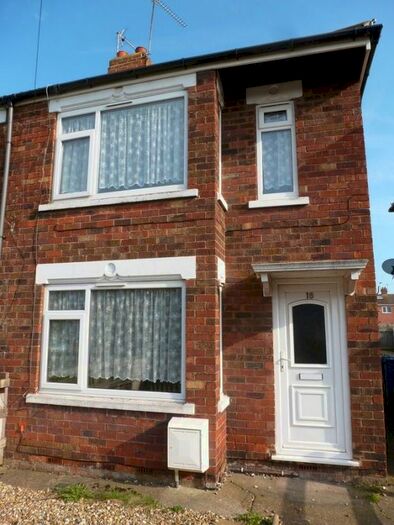 2 Bedroom End Of Terrace House To Rent In Coronation Road South, Hull, HU5