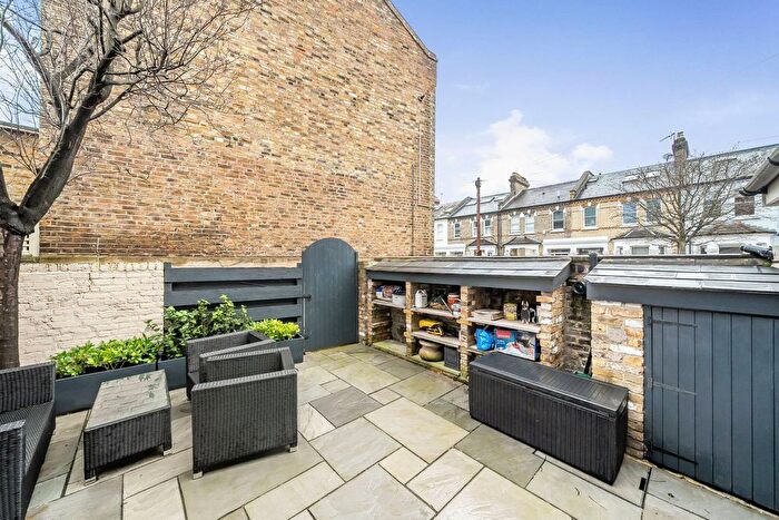 1 Bedroom Flat For Sale In Filmer Road, Fulham, London, SW6