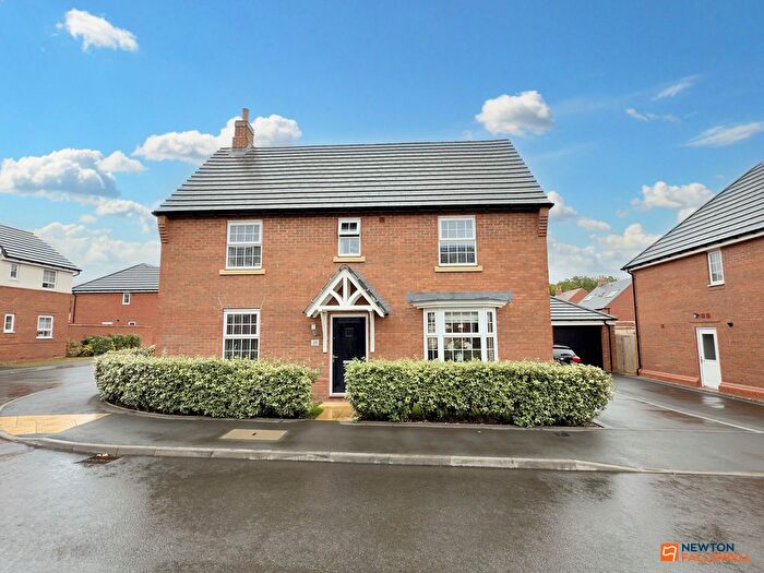 4 Bedroom Detached House For Sale In Wright Street, Hugglescote, LE67