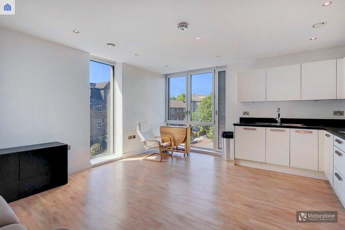 2 Bedroom Flat To Rent In Junction Road, London, Greater London, N19