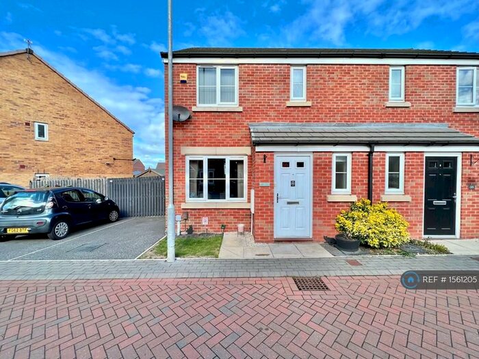 3 Bedroom Semi-Detached House To Rent In Levett Court, Thurcroft, Rotherham, S66