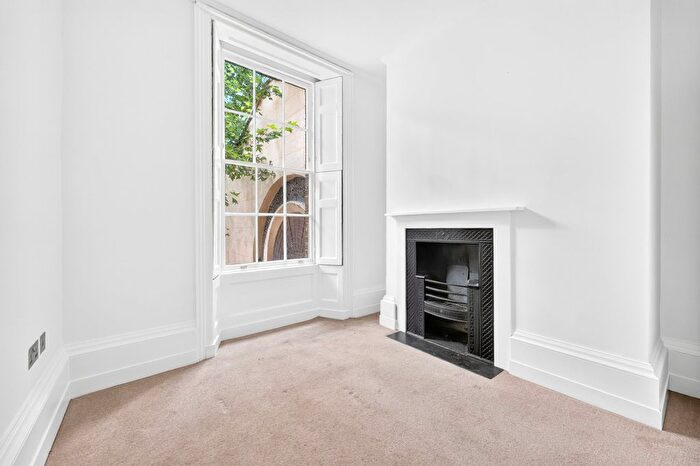 1 Bedroom Flat To Rent In St. Mary At Hill, Billingsgate, EC3R