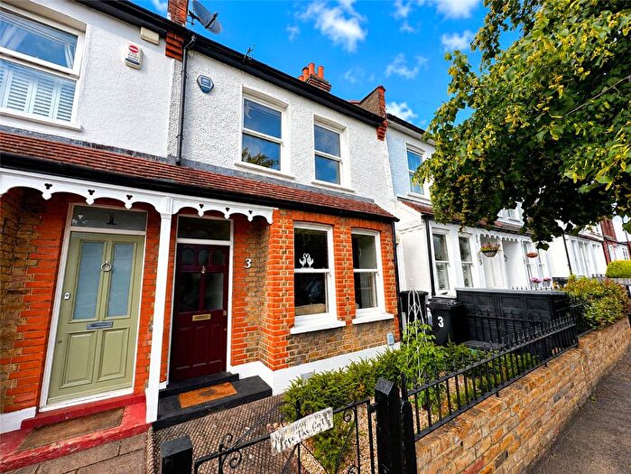3 Bedroom Terraced House For Sale In Clarence Avenue, Bromley, Kent, BR1