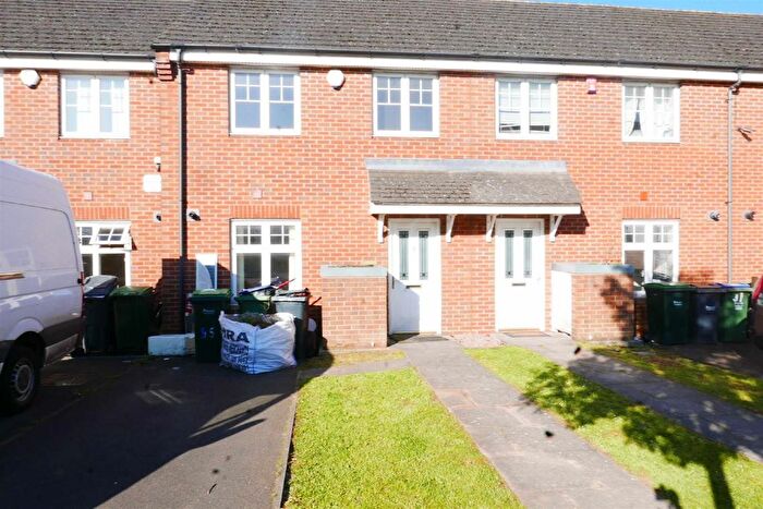 3 Bedroom Terraced House To Rent In Vowles Road, West Bromwich, B71