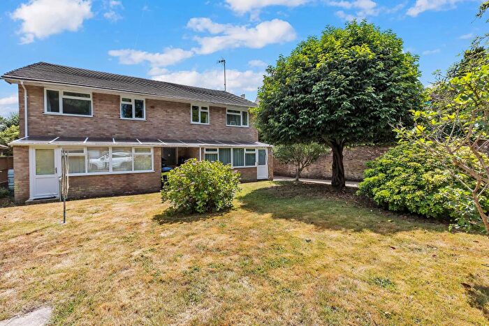 2 Bedroom Flat For Sale In Woodsland Court, Woodsland Road, Hassocks, West Sussex, BN6