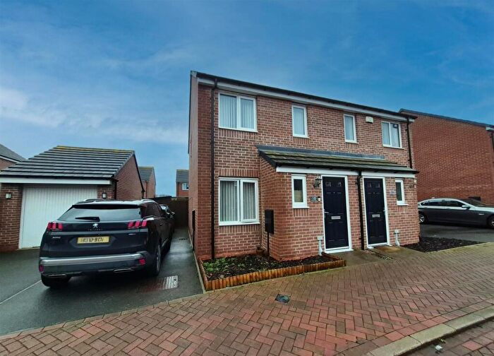 2 Bedroom Semi Detached House For Sale In Flockton Gardens, Coventry, CV6