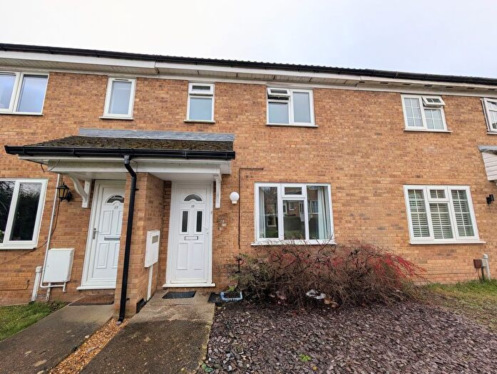 3 Bedroom Terraced House To Rent In Brambleside Court, Kettering, NN16