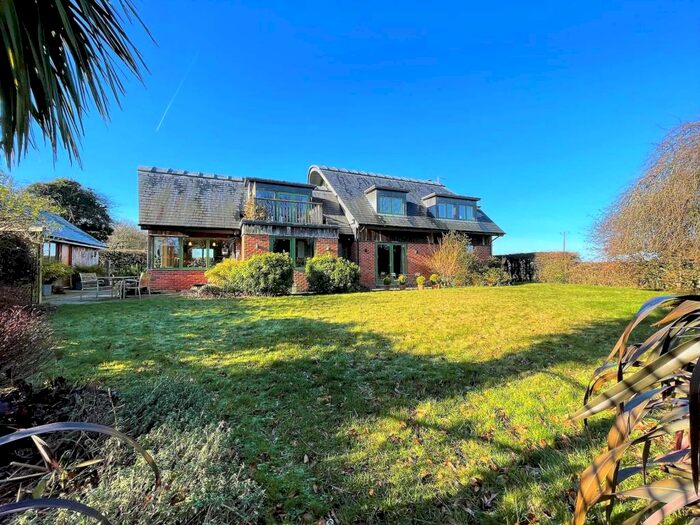 4 Bedroom Detached House To Rent In Hayley Dean House, Drury Lane, Bentworth, Nr Alton, Hampshire, GU34