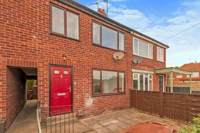 4 Bedroom House To Rent In Rutland Close, Woodlesford, Leeds, West Yorkshire, LS26