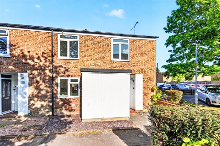 3 Bedroom End Of Terrace House For Sale In Halewood, Bracknell, Berkshire, RG12