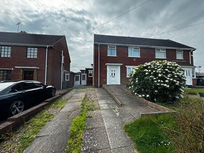 3 Bedroom Property To Rent In Bickley Road, Walsall, WS4