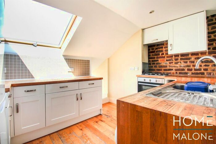 2 Bedroom Flat To Rent In Evering Road, London, E5