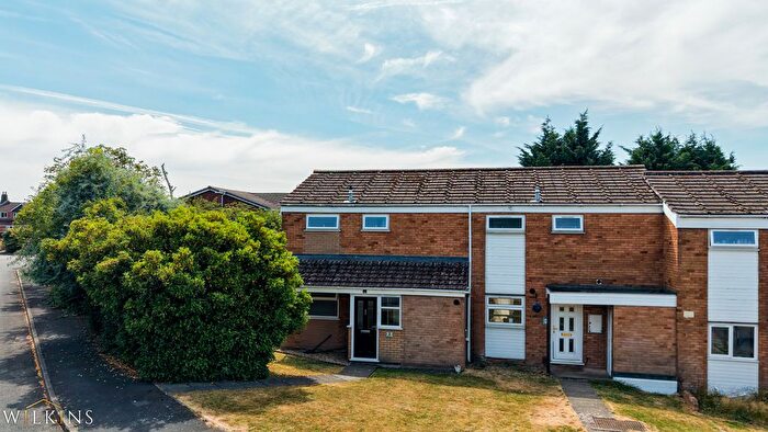 2 Bedroom End Of Terrace House For Sale In Braemar Way, Nuneaton, Warwickshire, CV10