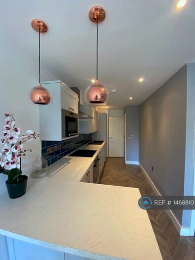 2 Bedroom Flat To Rent In Berkeley Court, Doncaster, DN1