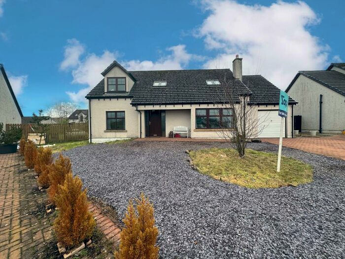 5 Bedroom Detached House For Sale In Raeburn Common, Pettinain, ML11
