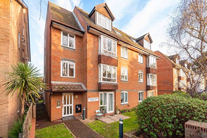 1 Bedroom Flat For Sale In Kingston Road, New Malden, KT3