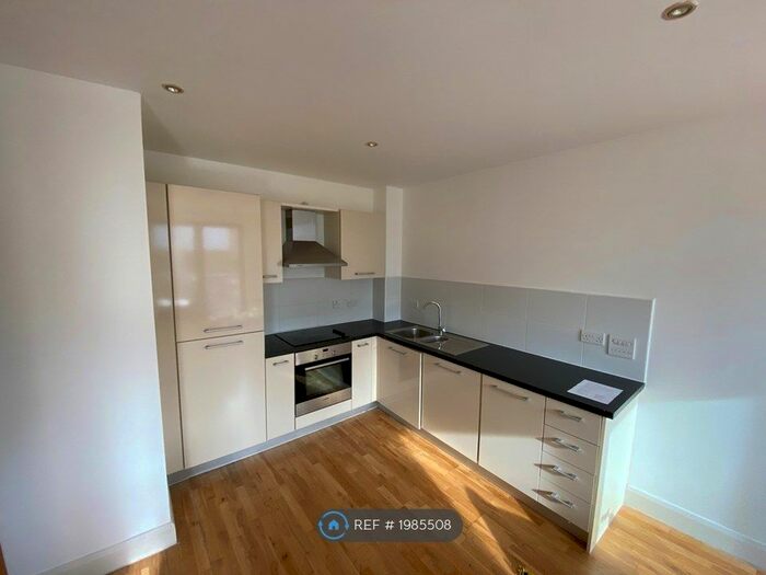 1 Bedroom Flat To Rent In Waterworks Yard, Croydon, CR0