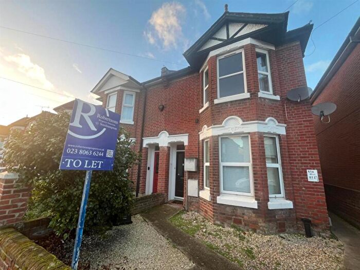 2 Bedroom Apartment To Rent In Morris Road, Southampton, SO15