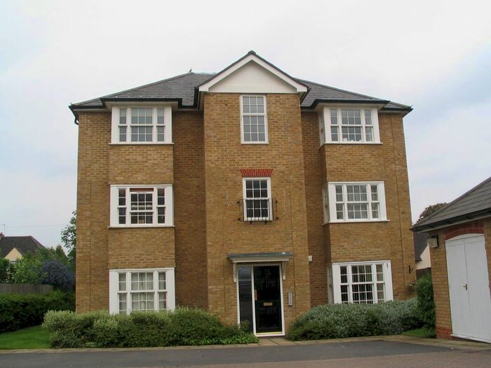 2 Bedroom Flat To Rent In Fennel Close, Maidstone, Kent, ME16