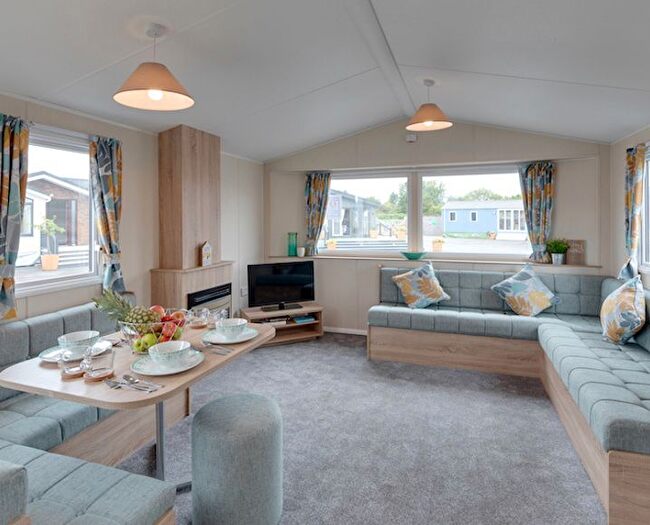 2 Bedroom Mobile/park Home For Sale In South Road, Wooler, NE71