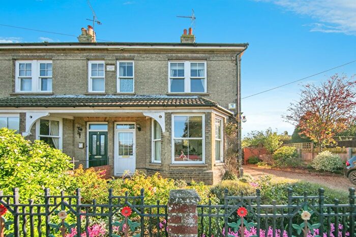 3 Bedroom Semi-Detached House For Sale In Broad Road, Wickham Market, Woodbridge, IP13