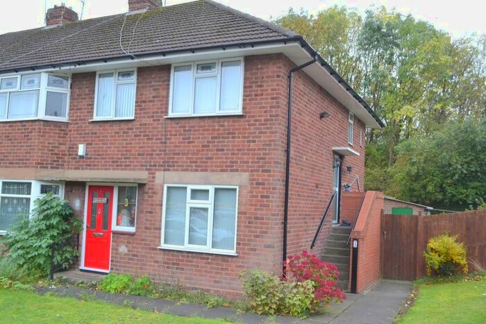 2 Bedroom Flat To Rent In Lister Road, Dudley DY2