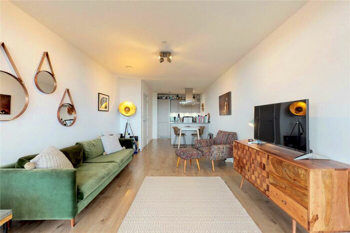 1 Bedroom Apartment To Rent In Beechwood Road, London, E8