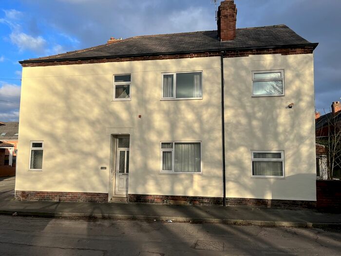 4 Bedroom End Of Terrace House To Rent In Gilcar Street, Normanton, WF6
