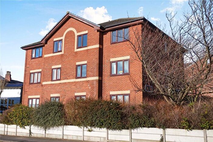 2 Bedroom Flat To Rent In Abbey Grove, Eccles, Manchester, M30