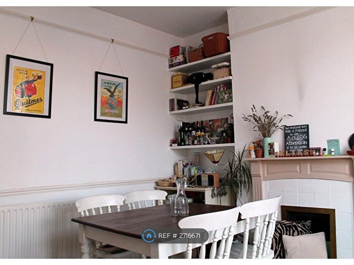 2 Bedroom Flat To Rent In East Dulwich, London, SE22