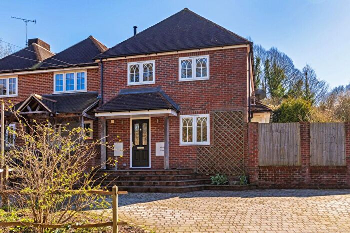 4 Bedroom Detached House For Sale In Garnier Road, Winchester, SO23