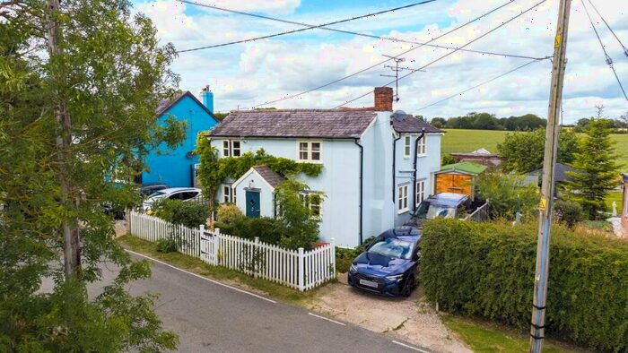 3 Bedroom Cottage For Sale In Little Cambridge, Dunmow, CM6