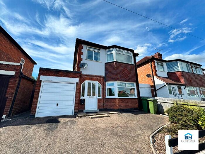 3 Bedroom Detached House To Rent In Cleveleys Avenue, Leicester, LE3