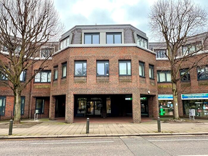 1 Bedroom Apartment To Rent In St. Peters Street, Bedford, MK40