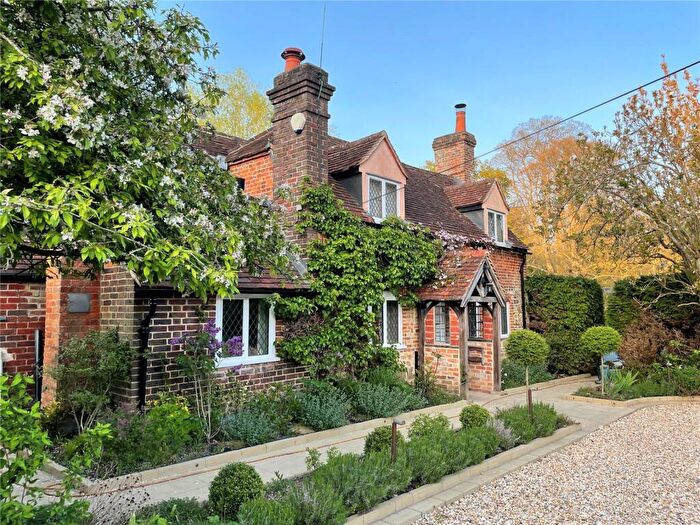 3 Bedroom Detached House For Sale In Priory Lane, Frensham, Farnham, GU10