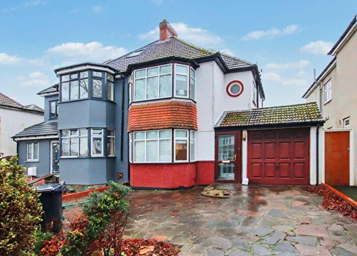 3 Bedroom Semi Detached House For Sale In Lime Tree Walk, West Wickham, BR4