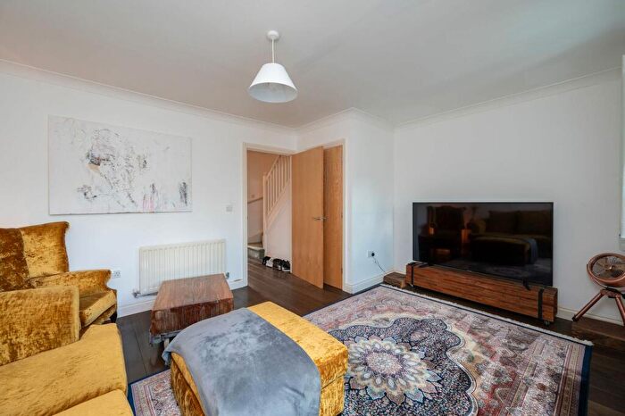 3 Bedroom Terraced House For Sale In Gordon Road, Haywards Heath, RH16