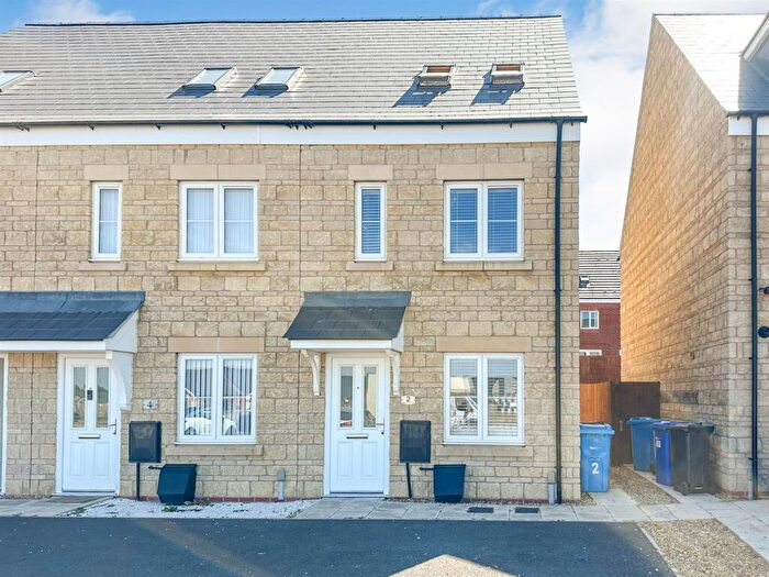 3 Bedroom End Of Terrace House For Sale In Kennard Close, Weldon, Corby, NN17
