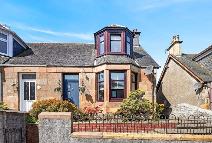 2 Bedroom Semi-Detached House For Sale In Woodwynd, Kilwinning, KA13