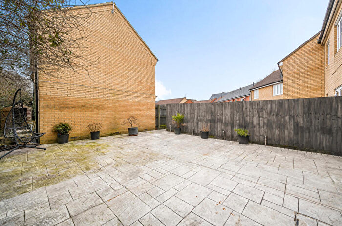 3 Bedroom End Of Terrace House For Sale In Damson Path, Taw Hill, Wiltshire, SN25