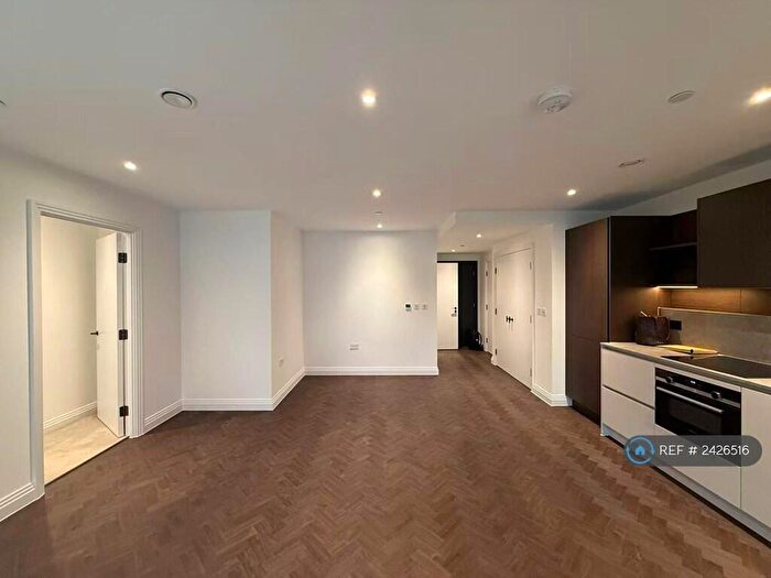 1 Bedroom Flat To Rent In Eden Place London, London, E16
