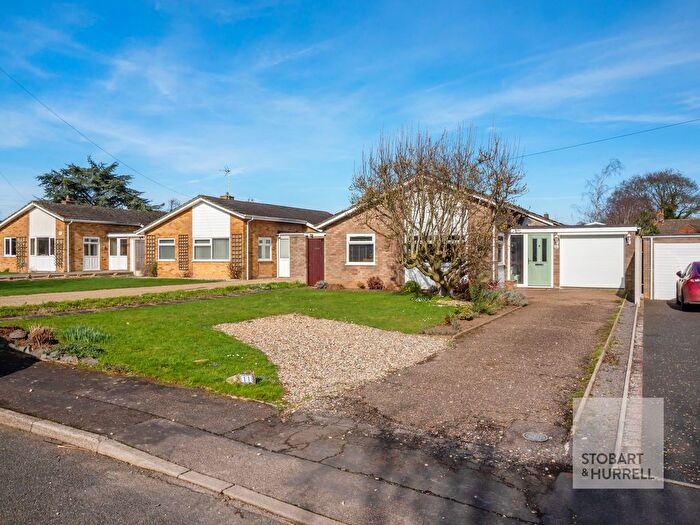 4 Bedroom Detached Bungalow For Sale In Broad Reaches, Ludham, Norfolk, NR29