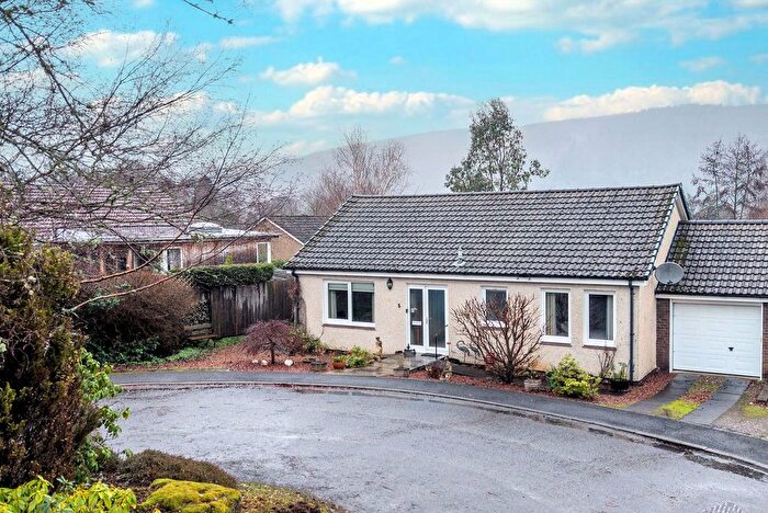 3 Bedroom Link Detached House For Sale In Duntaylor Avenue, Aberfeldy, PH15