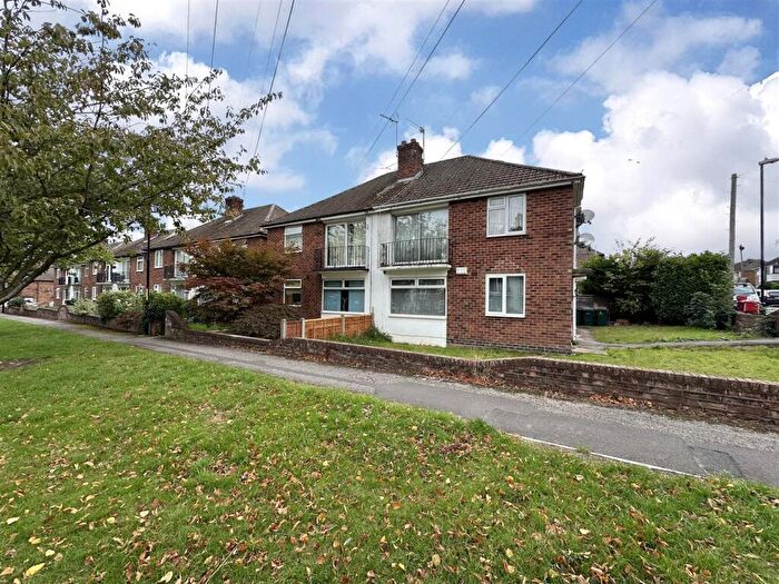 2 Bedroom Maisonette For Sale In Sedgemoor Road, Coventry, CV3