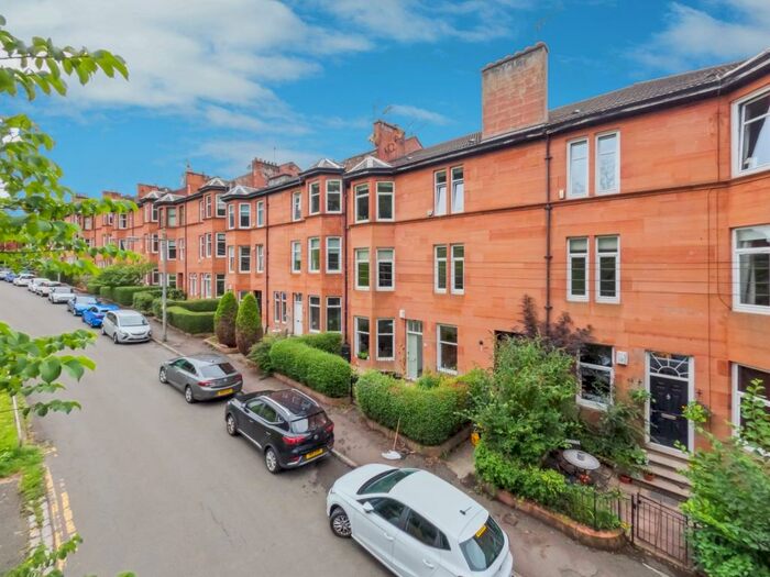 1 Bedroom Flat To Rent In Camphill Avenue, Flat /, Shawlands, Glasgow, G41