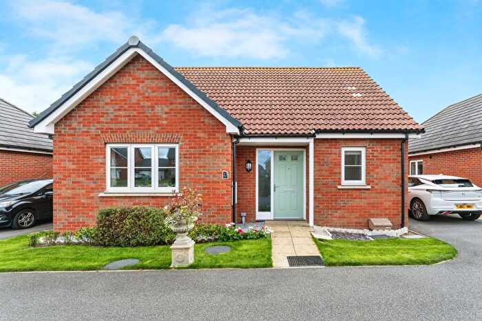 2 Bedroom Detached Bungalow For Sale In Scholars Close, Manea, March, PE15