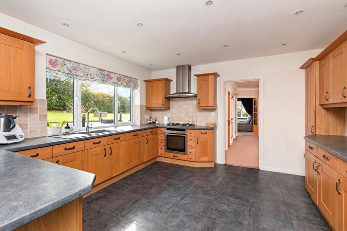 5 Bedroom Detached House For Sale In Horsham Road, Rusper, RH12