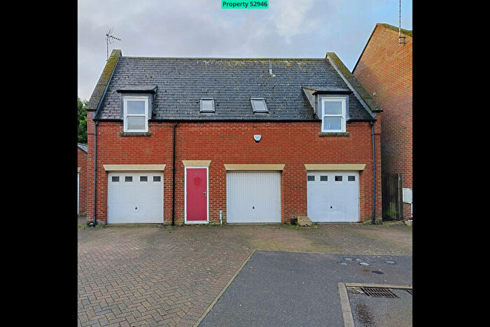 2 Bedroom Coach House For Sale In Minster Court, Long Sutton, Spalding, PE12
